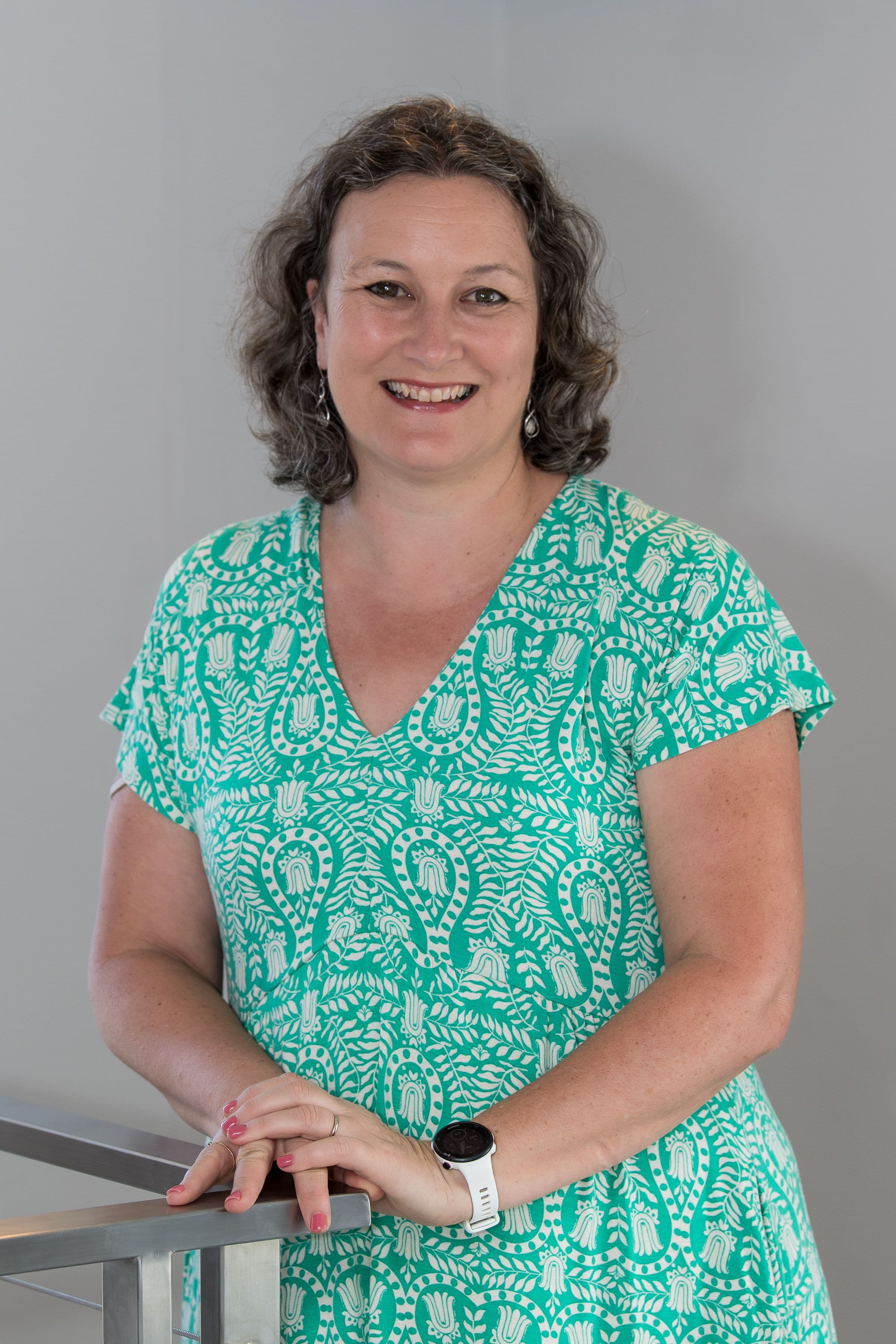 Mrs Alison Lee