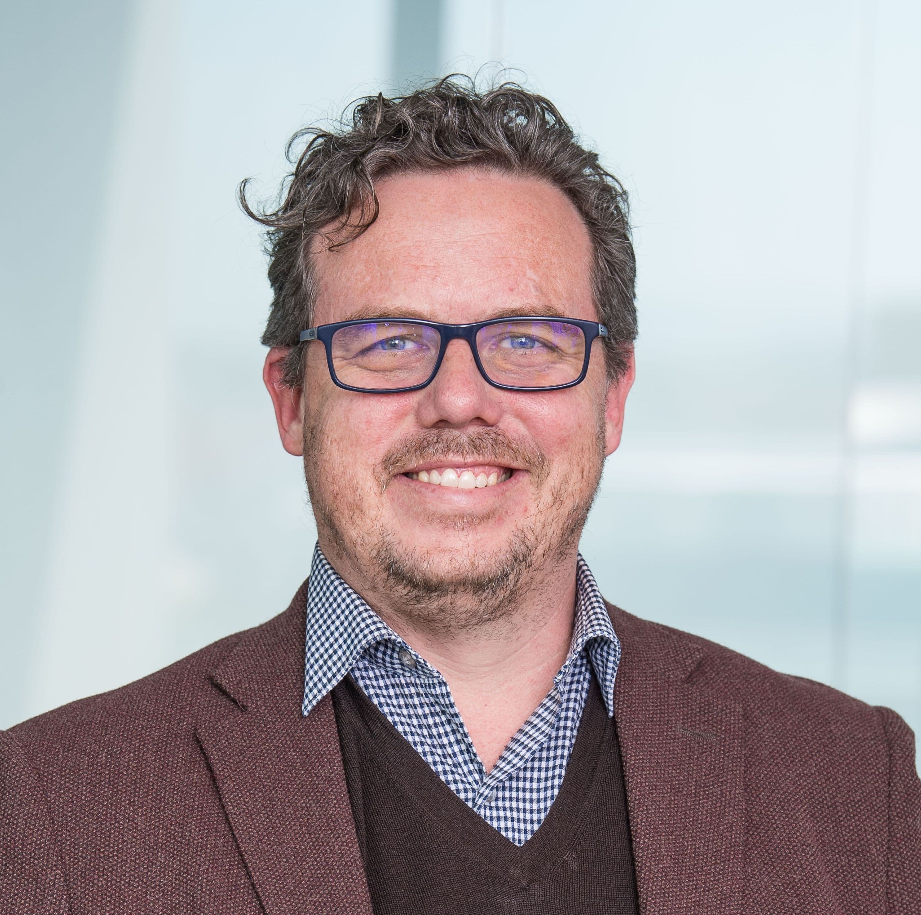 Dr Nathan Lovell 